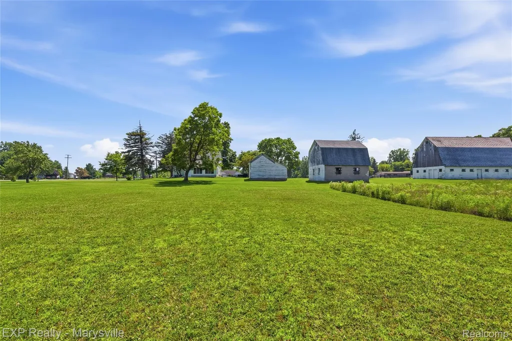 5694 Belle River Road China Township MI 48054