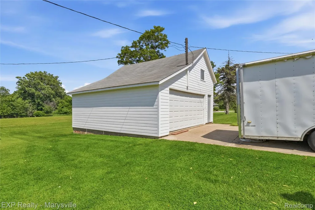 5694 Belle River Road China Township MI 48054