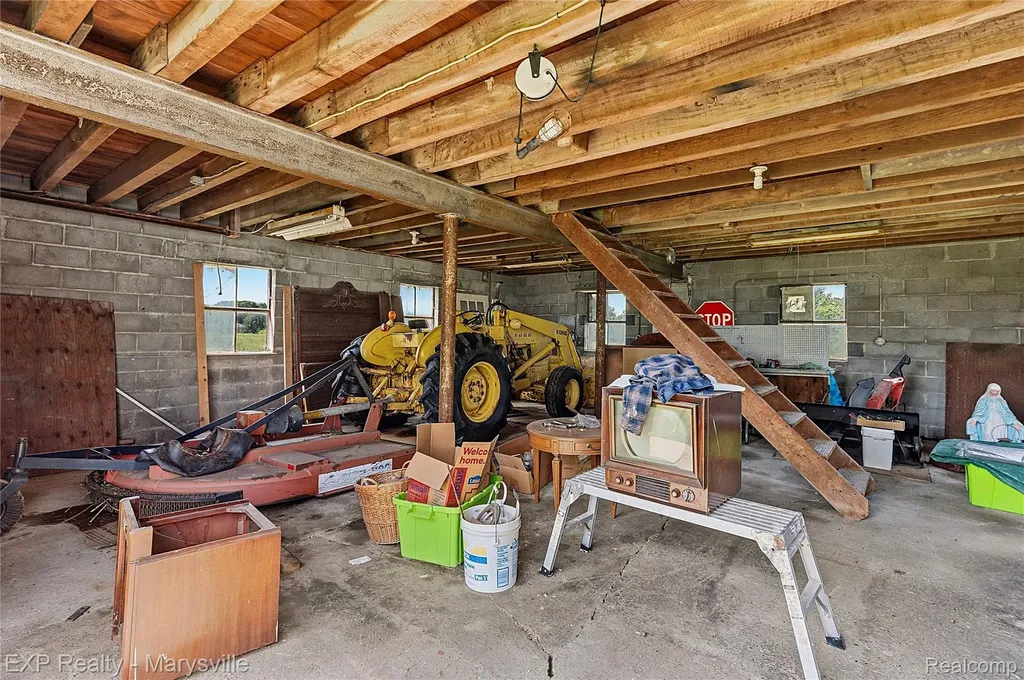 5694 Belle River Road China Township MI 48054