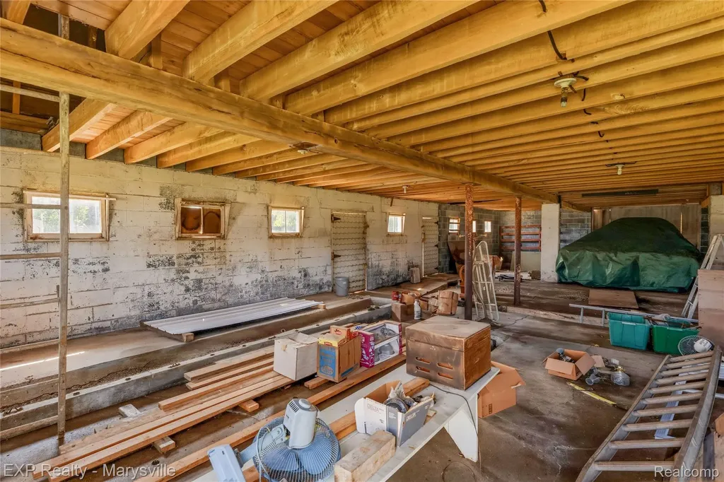 5694 Belle River Road China Township MI 48054