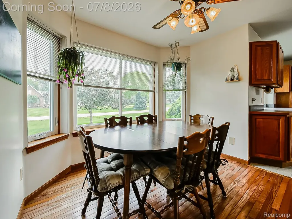 6398 High Valley Drive White Lake Charter Township MI 48383