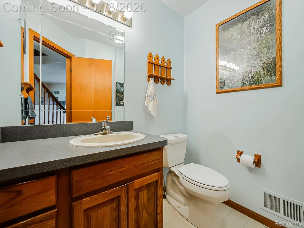 6398 High Valley Drive White Lake Charter Township MI 48383