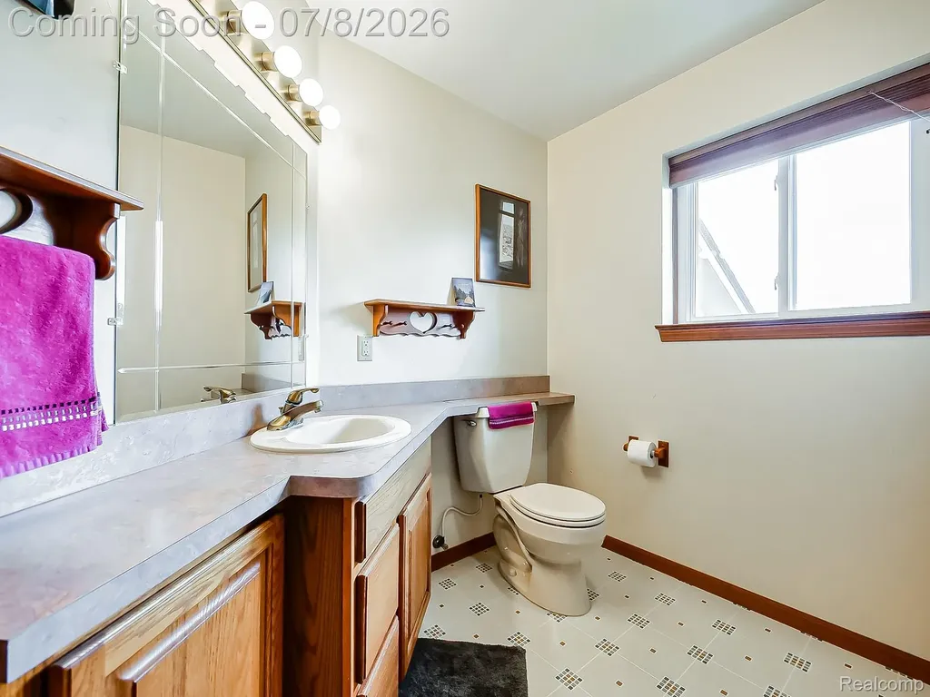 6398 High Valley Drive White Lake Charter Township MI 48383