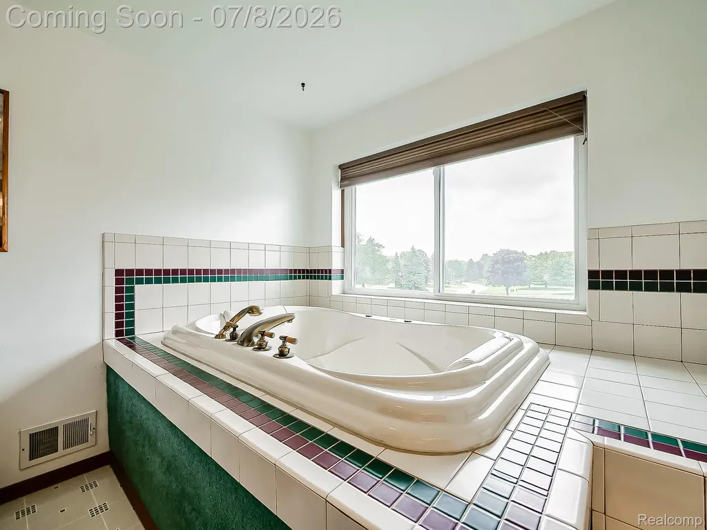 6398 High Valley Drive White Lake Charter Township MI 48383