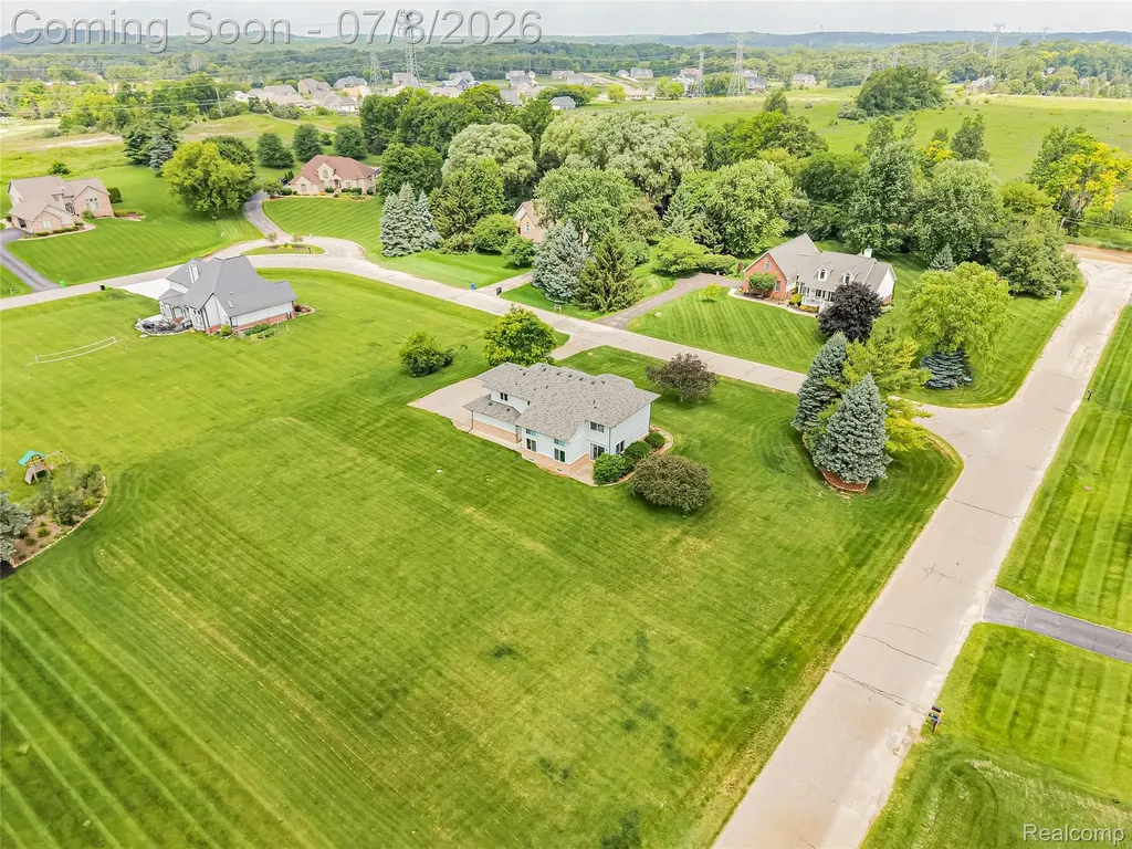 6398 High Valley Drive White Lake Charter Township MI 48383