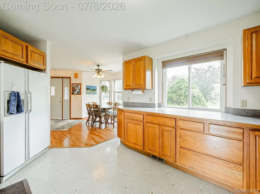 6398 High Valley Drive White Lake Charter Township MI 48383