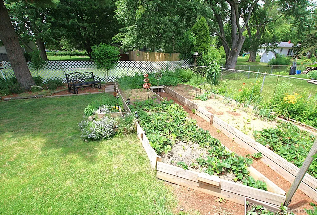 313 E Naldrette Street Durand City MI 48429