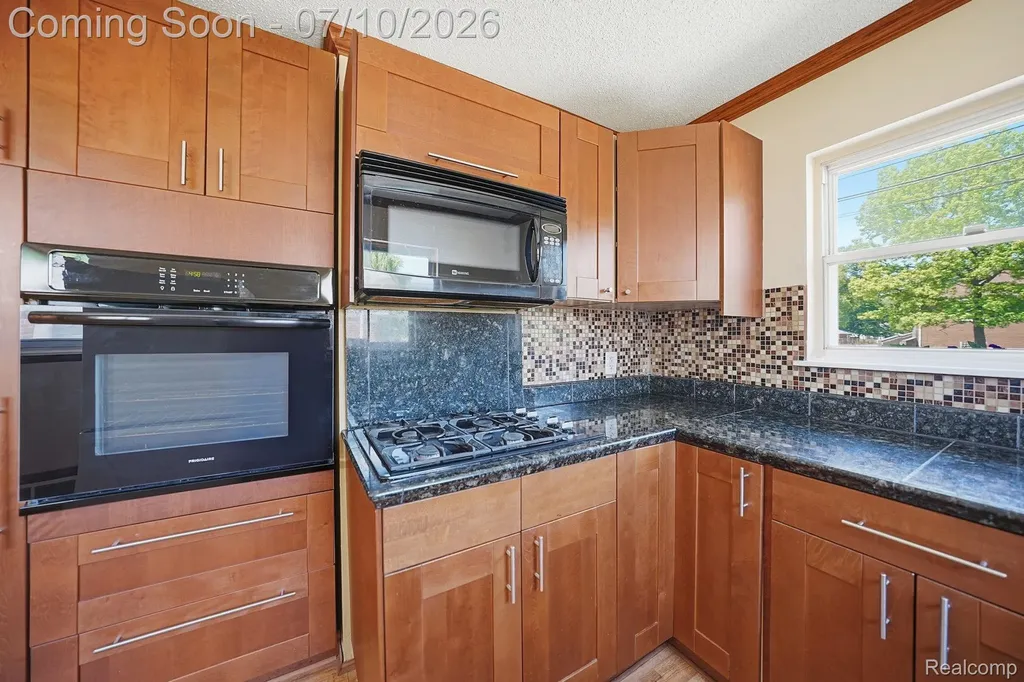 18510 Beech Daly Road Redford Charter Township MI 48240