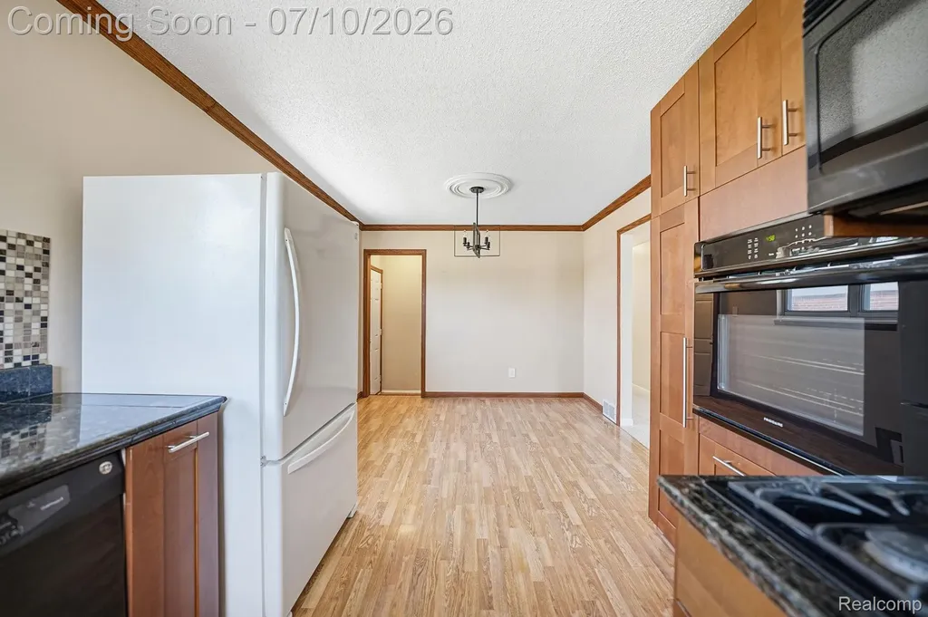 18510 Beech Daly Road Redford Charter Township MI 48240