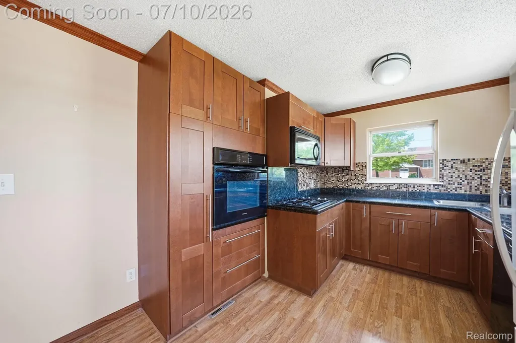 18510 Beech Daly Road Redford Charter Township MI 48240