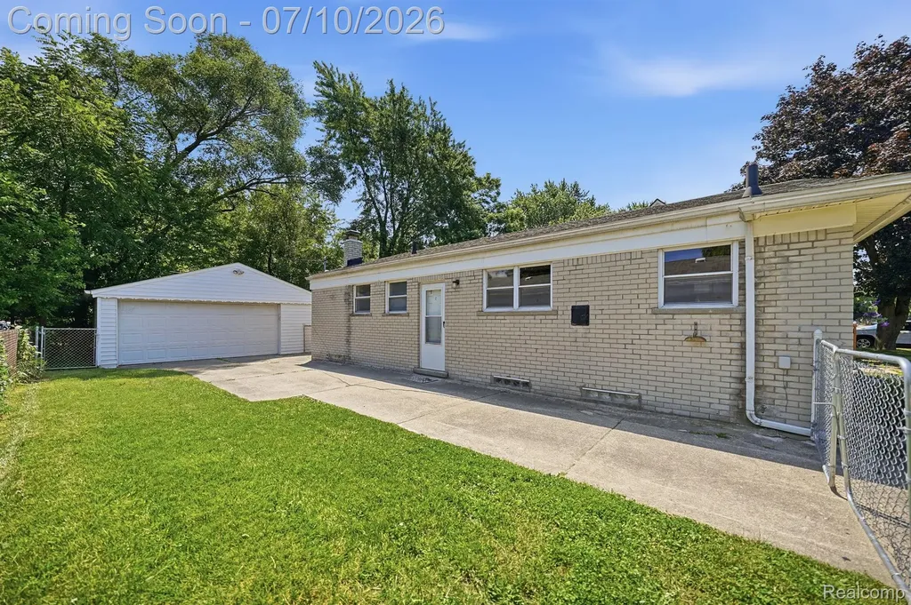18510 Beech Daly Road Redford Charter Township MI 48240