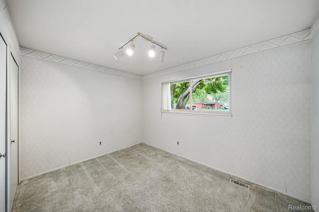 17320 Brill Drive Clinton Charter Township MI 48035