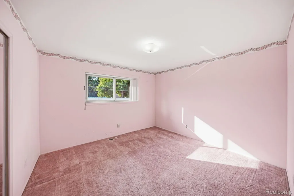 17320 Brill Drive Clinton Charter Township MI 48035