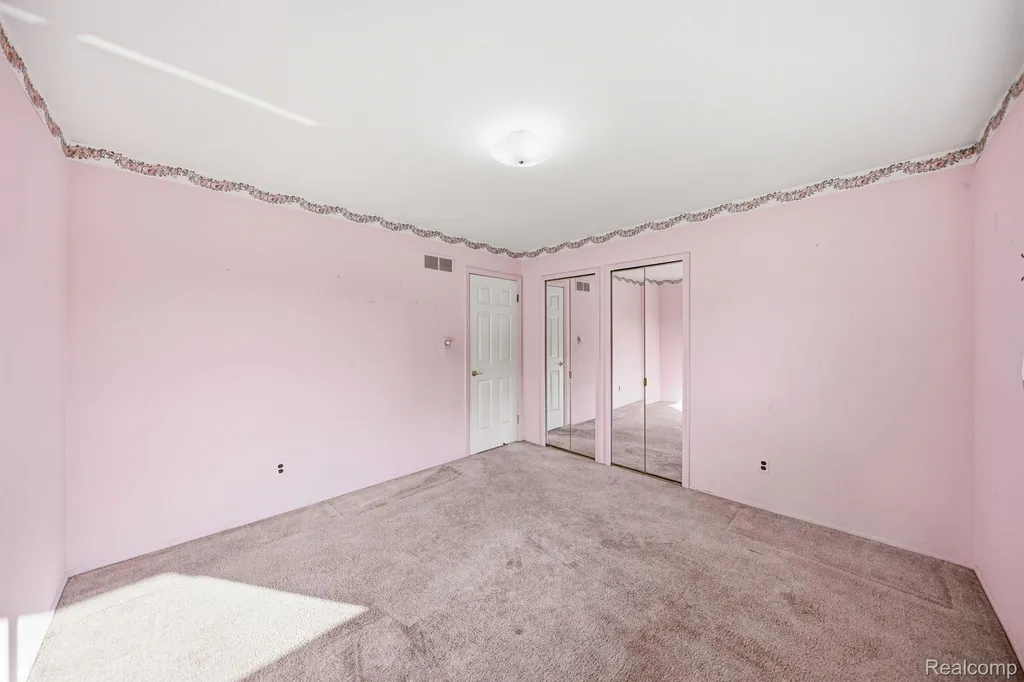 17320 Brill Drive Clinton Charter Township MI 48035