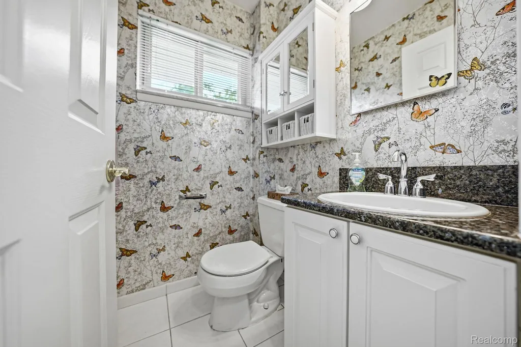 17320 Brill Drive Clinton Charter Township MI 48035
