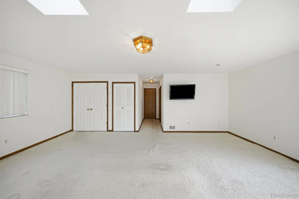 17320 Brill Drive Clinton Charter Township MI 48035