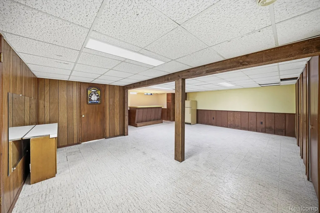 17320 Brill Drive Clinton Charter Township MI 48035