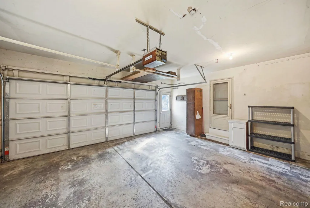 17320 Brill Drive Clinton Charter Township MI 48035