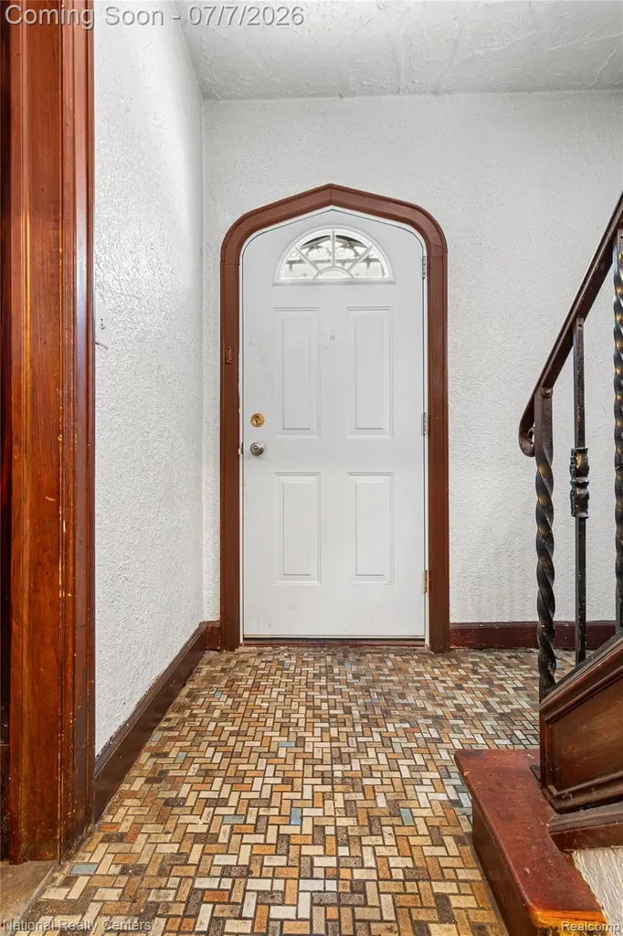 14376 Mansfield Street Detroit City MI 48227