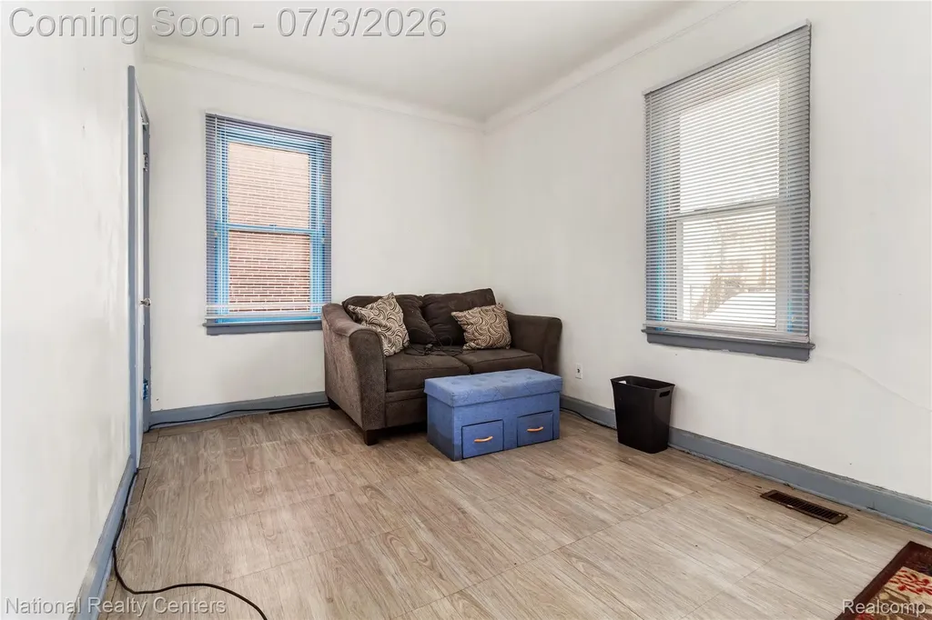 14376 Mansfield Street Detroit City MI 48227