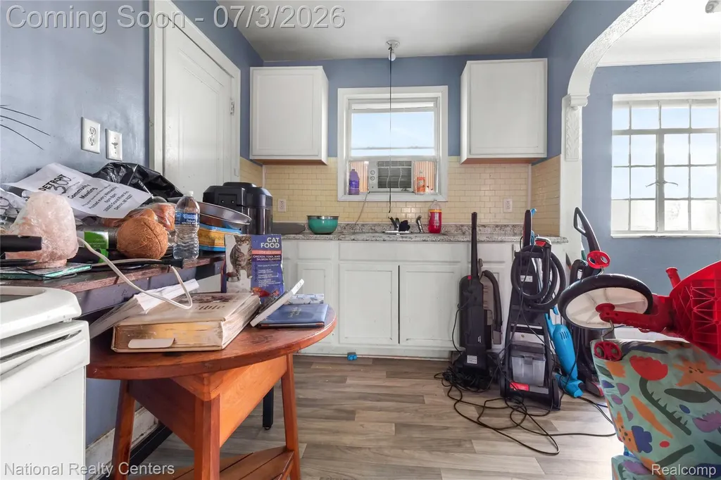 14376 Mansfield Street Detroit City MI 48227