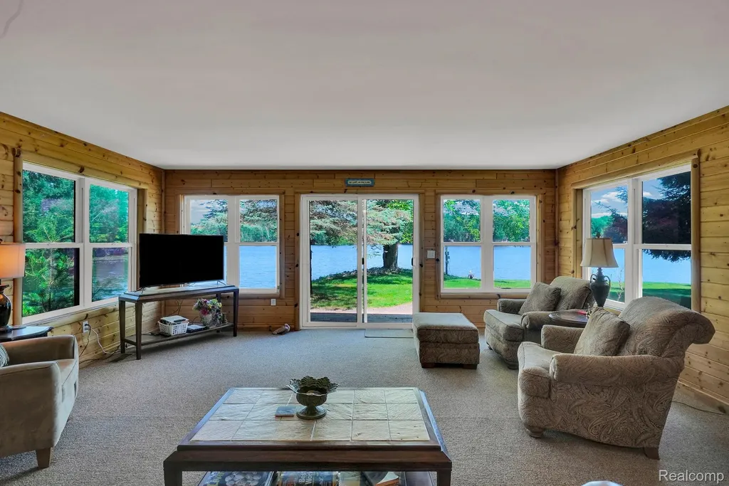 1192 Lake James Drive Denton Township MI 48651