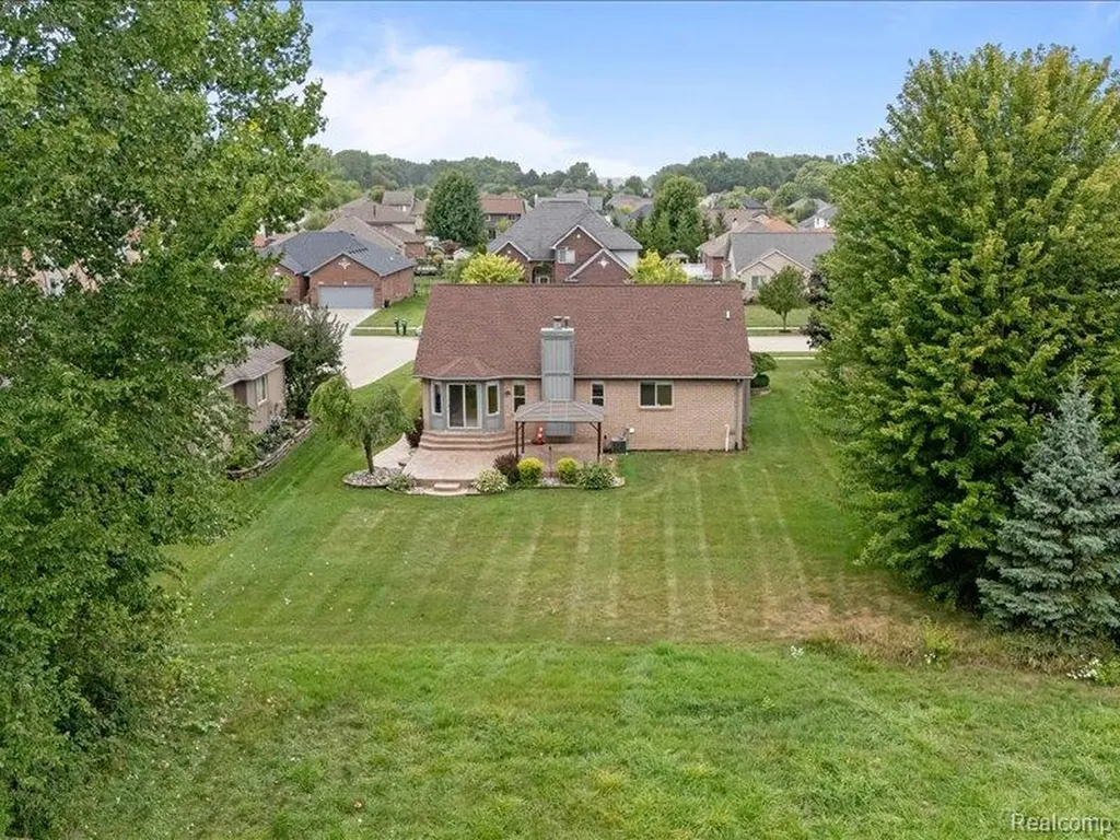 29213 Rachid Lane Chesterfield Township MI 48047