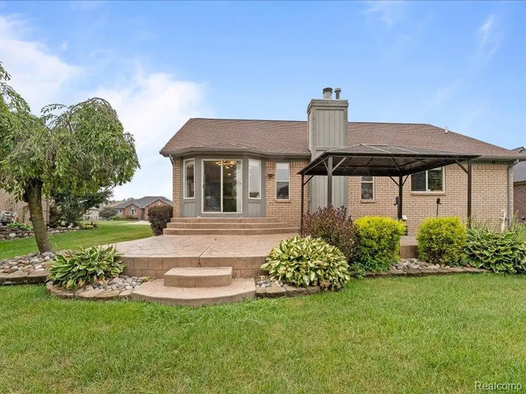 29213 Rachid Lane Chesterfield Township MI 48047