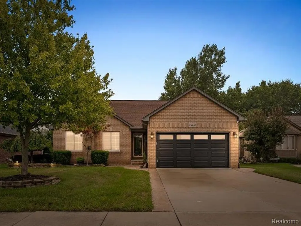 29213 Rachid Lane Chesterfield Township MI 48047
