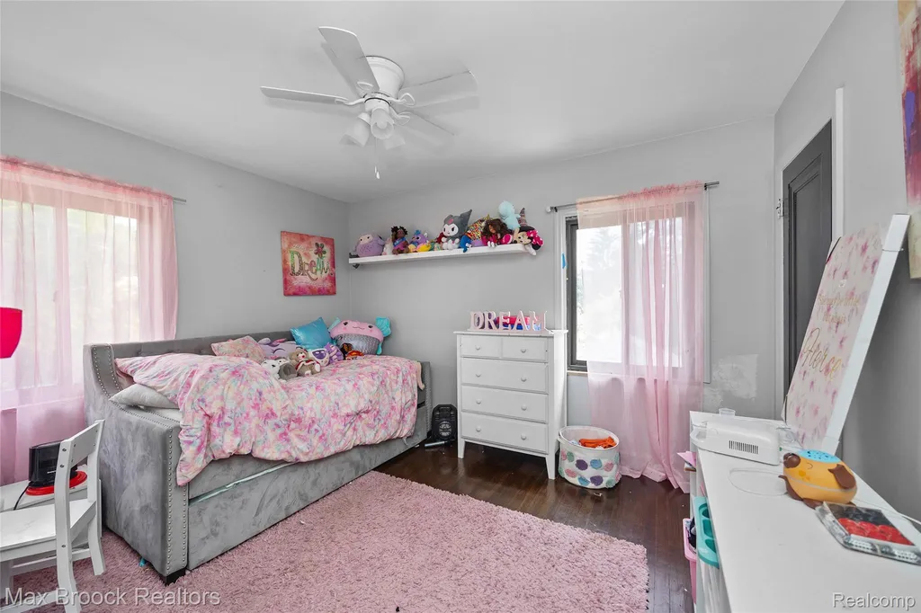 20096 Shrewsbury Road Detroit City MI 48221