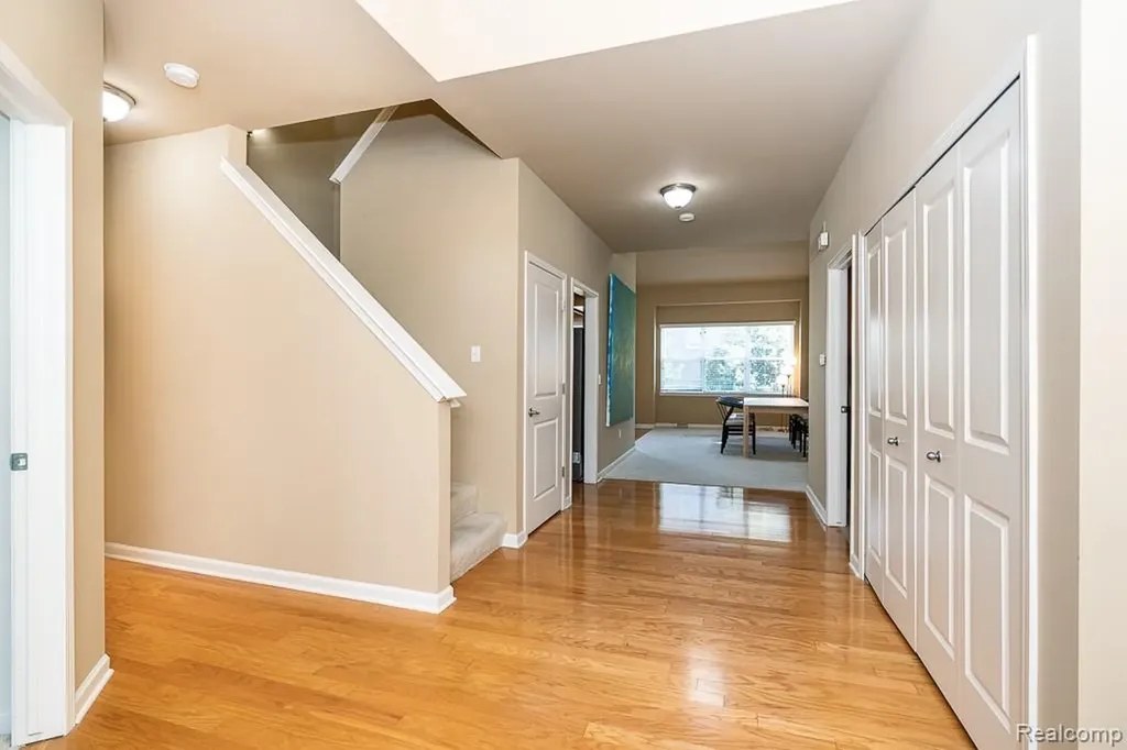 2230 Palmetto Commerce Charter Township MI 48382