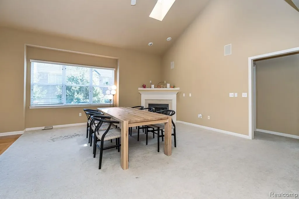 2230 Palmetto Commerce Charter Township MI 48382