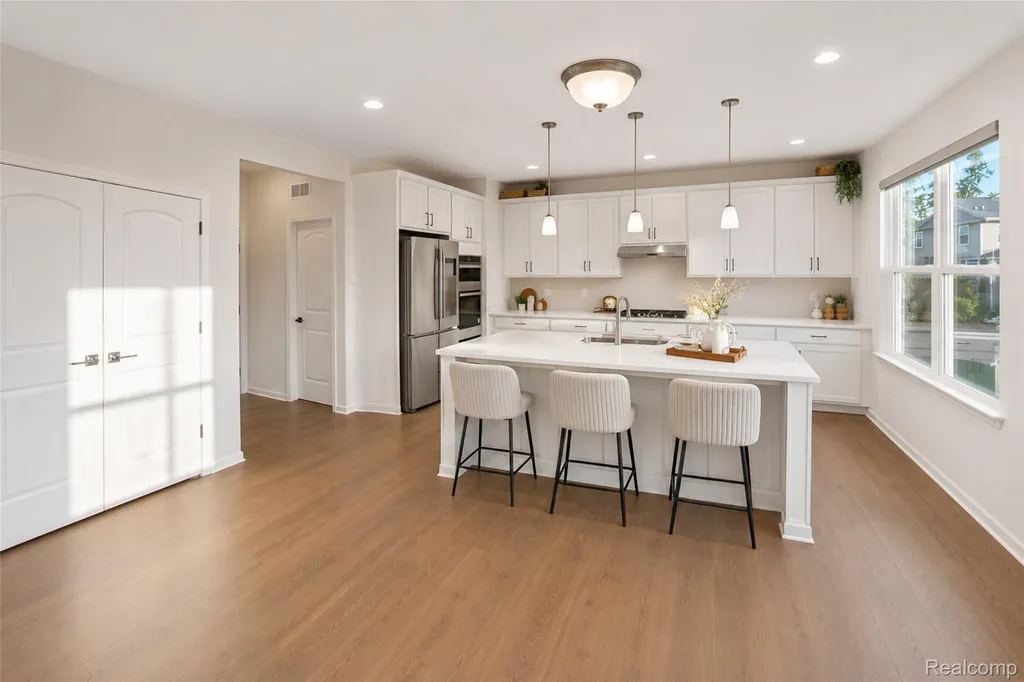 640 Allegheny Drive South Lyon City MI 48178