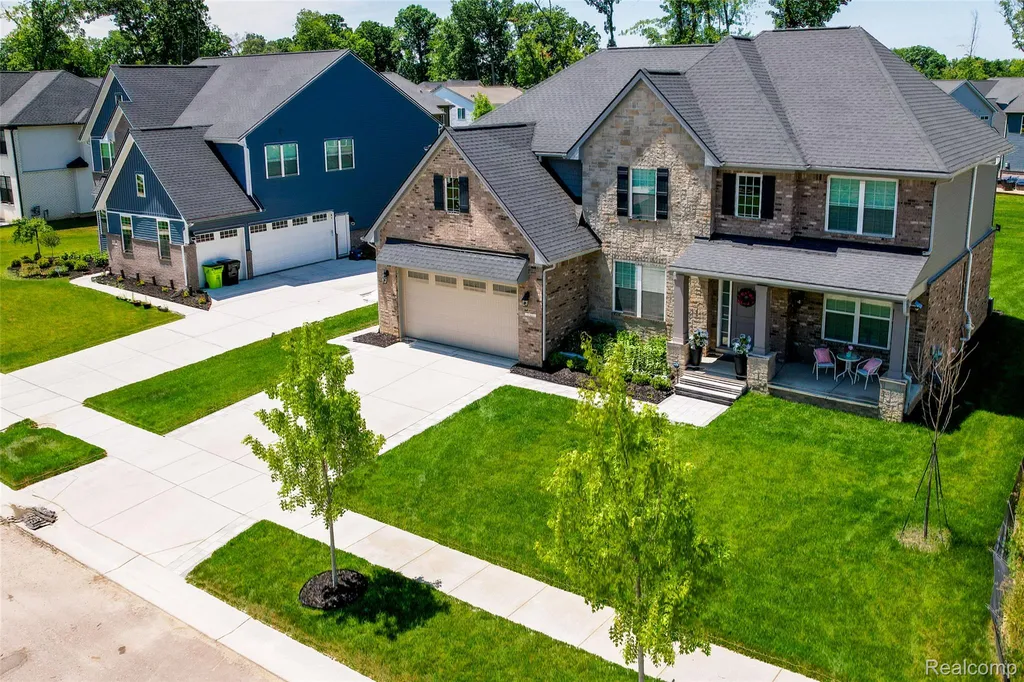 640 Allegheny Drive South Lyon City MI 48178