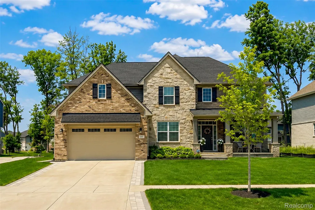640 Allegheny Drive South Lyon City MI 48178