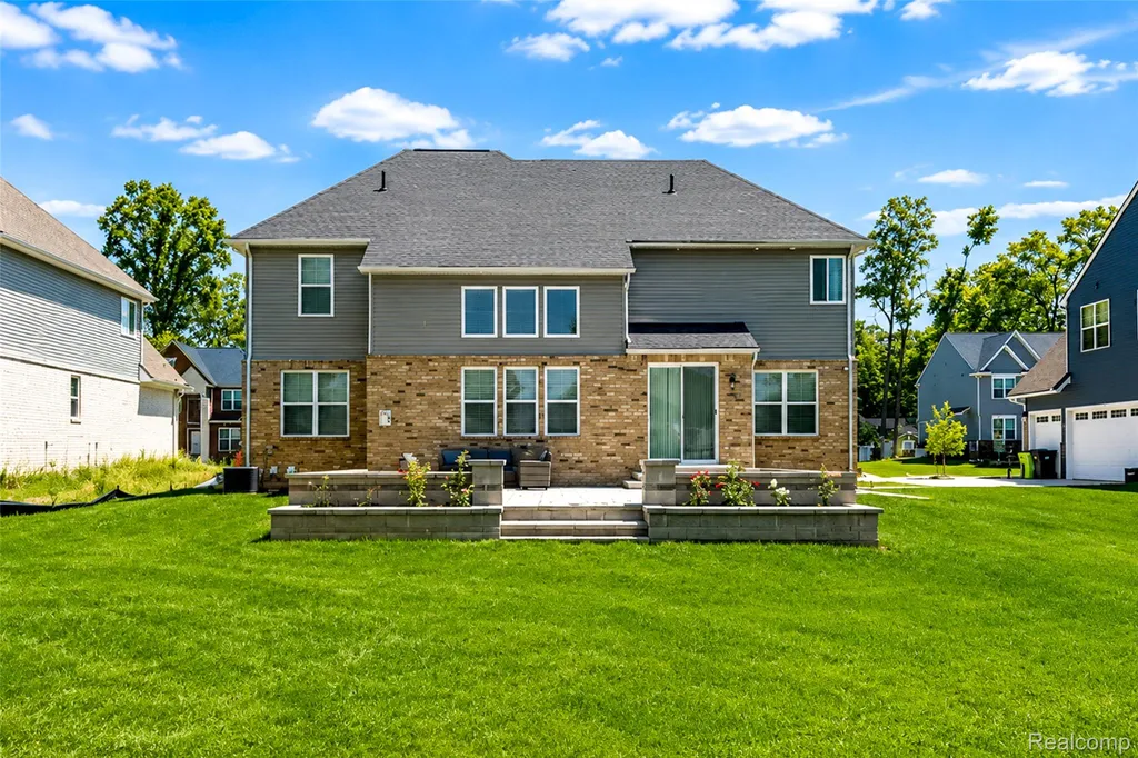 640 Allegheny Drive South Lyon City MI 48178