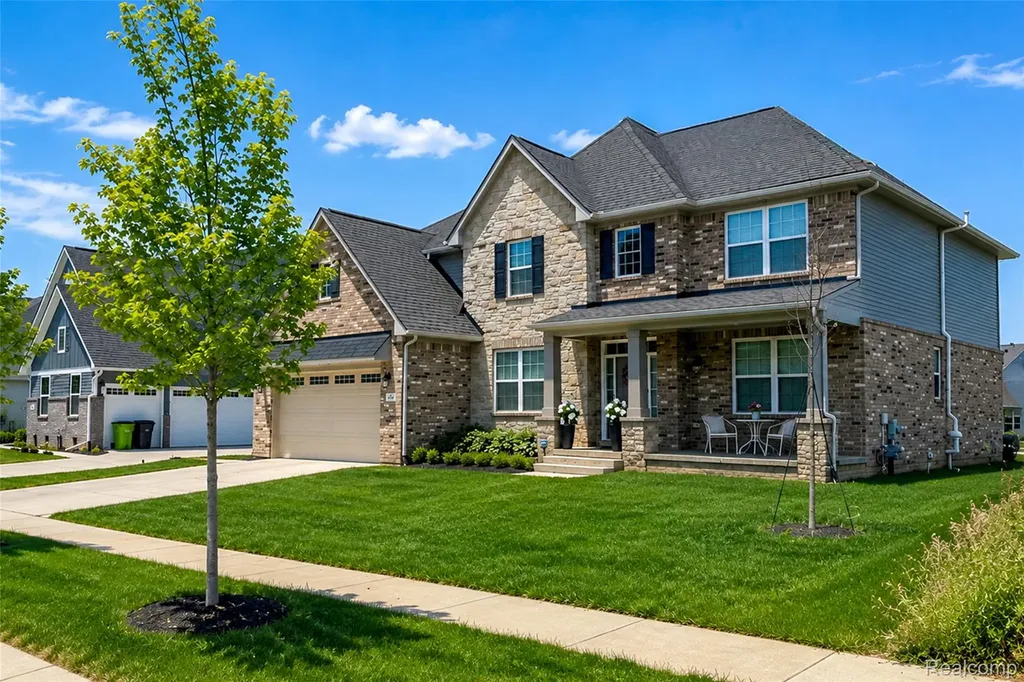 640 Allegheny Drive South Lyon City MI 48178