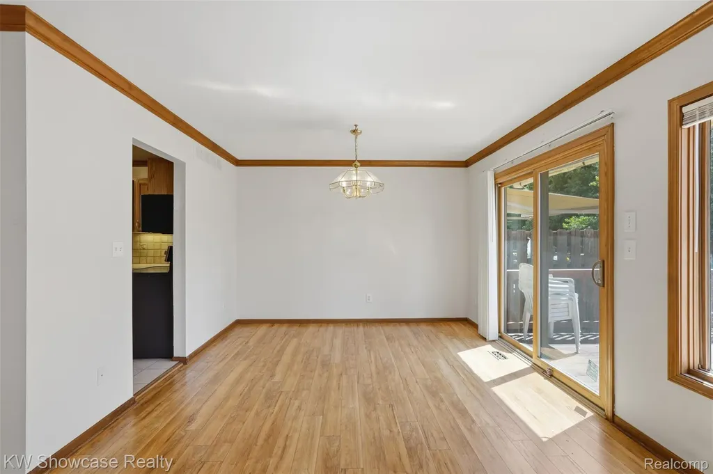 42289 Saratoga Circle Canton Charter Township MI 48187