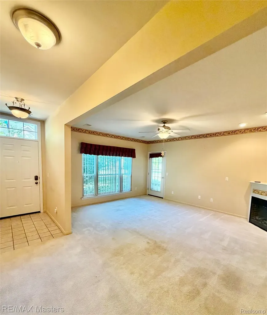 543 Mulberry Street Wyandotte City MI 48192