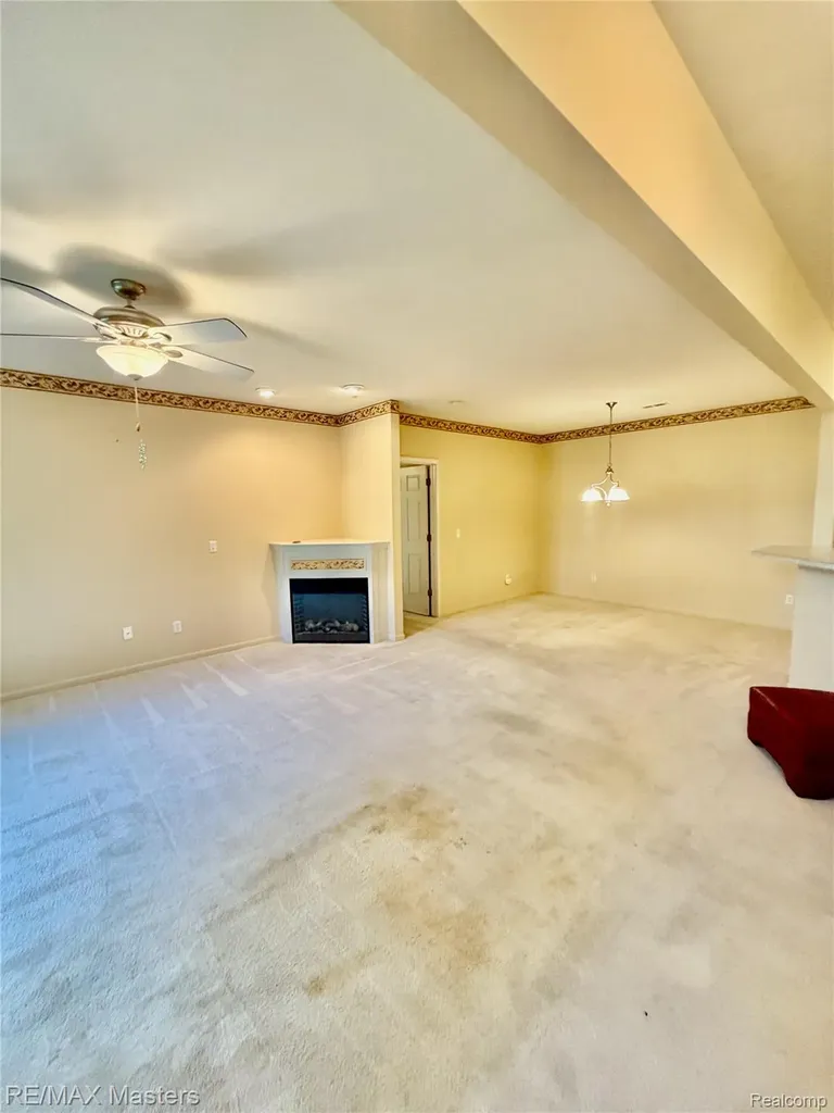 543 Mulberry Street Wyandotte City MI 48192
