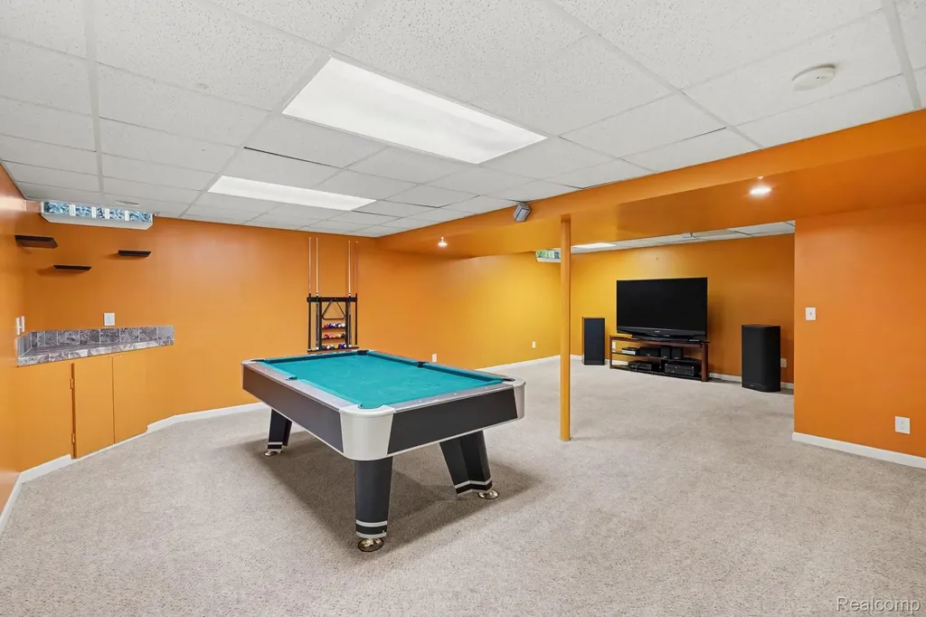 5162 Glenwood Creek Independence Charter Township MI 48348
