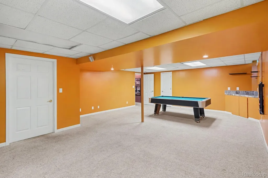 5162 Glenwood Creek Independence Charter Township MI 48348