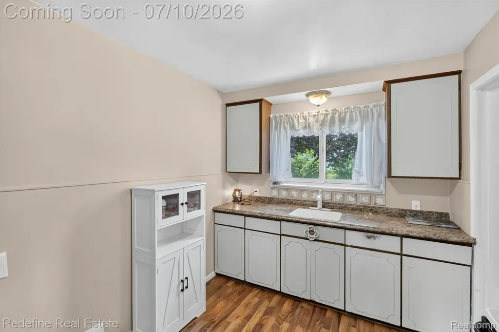 12865 Beech Daly Road Redford Charter Township MI 48239