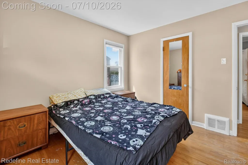 12865 Beech Daly Road Redford Charter Township MI 48239