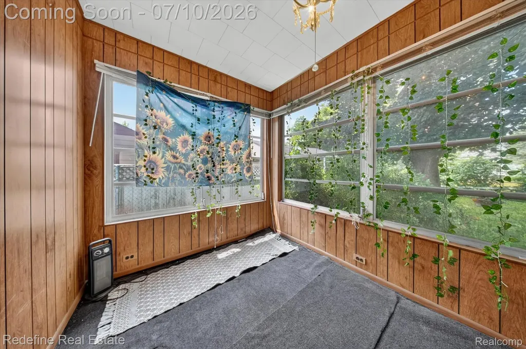 12865 Beech Daly Road Redford Charter Township MI 48239