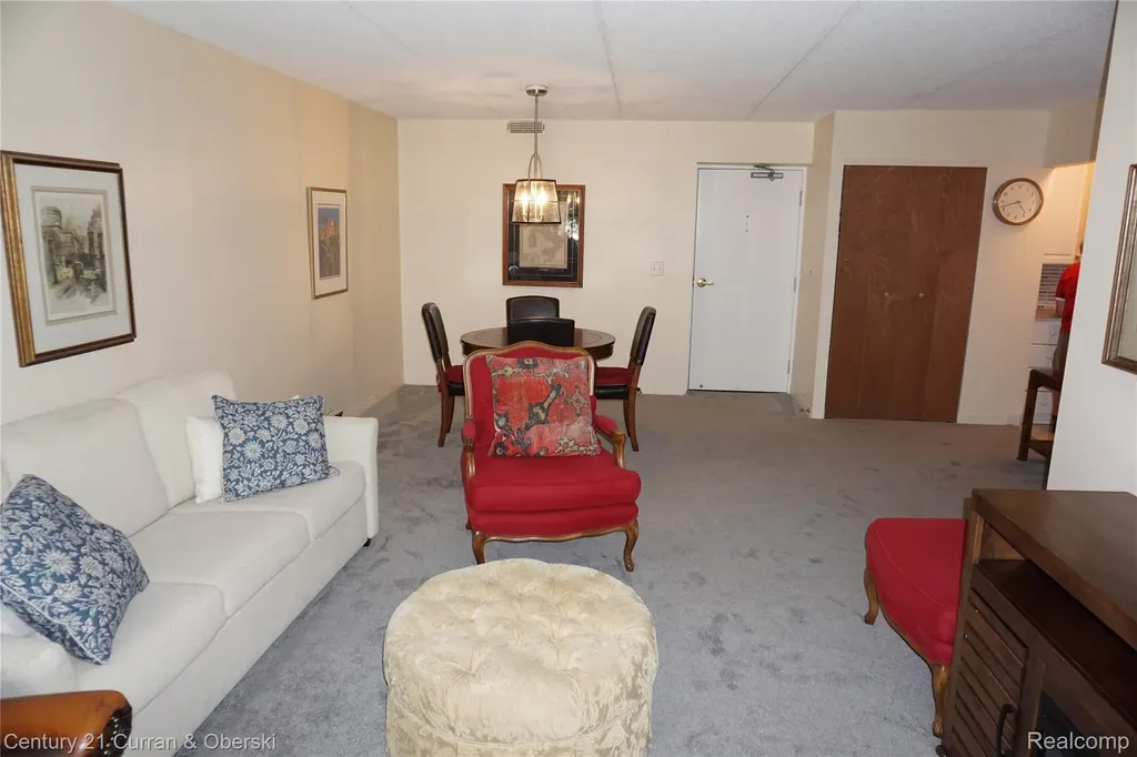 21800 Morley Avenue Dearborn City MI 48124