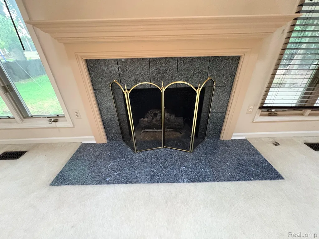 43336 Herring Drive Clinton Charter Township MI 48038