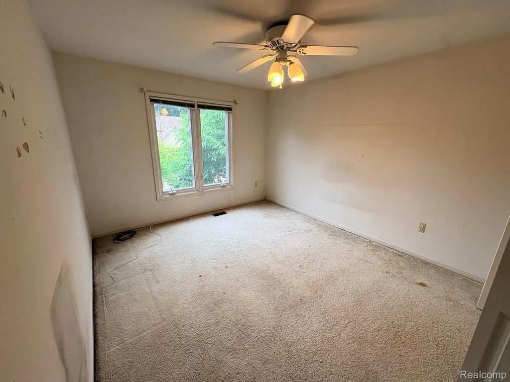 43336 Herring Drive Clinton Charter Township MI 48038
