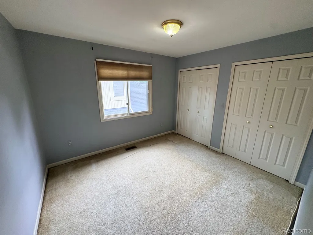 43336 Herring Drive Clinton Charter Township MI 48038