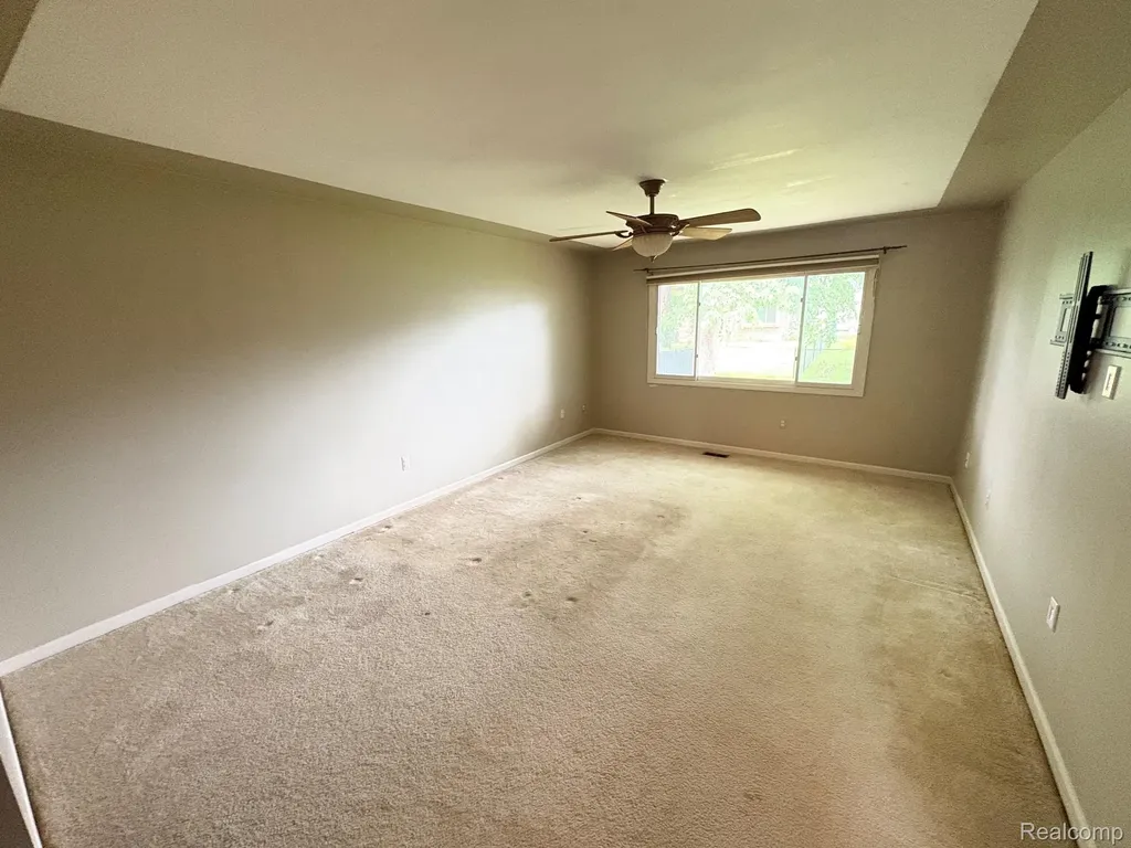 43336 Herring Drive Clinton Charter Township MI 48038